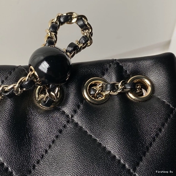 First Bag Ru BUCKET BAG CHANEL 0815